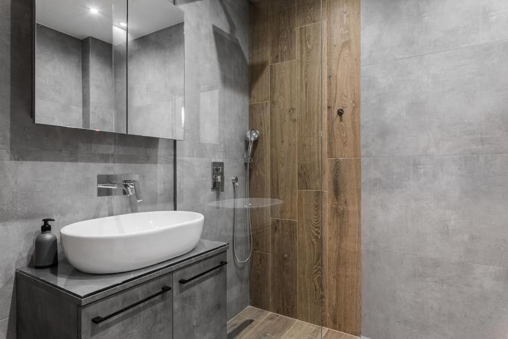 Apartamento Jim & Jo House